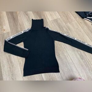 Bebe sports long sleeve turtle neck